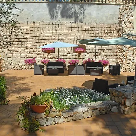 Apartment 4