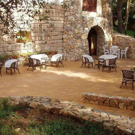 4 * Porto Cesareo