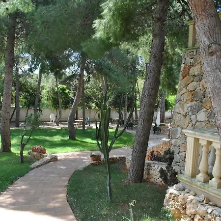 4 * Porto Cesareo